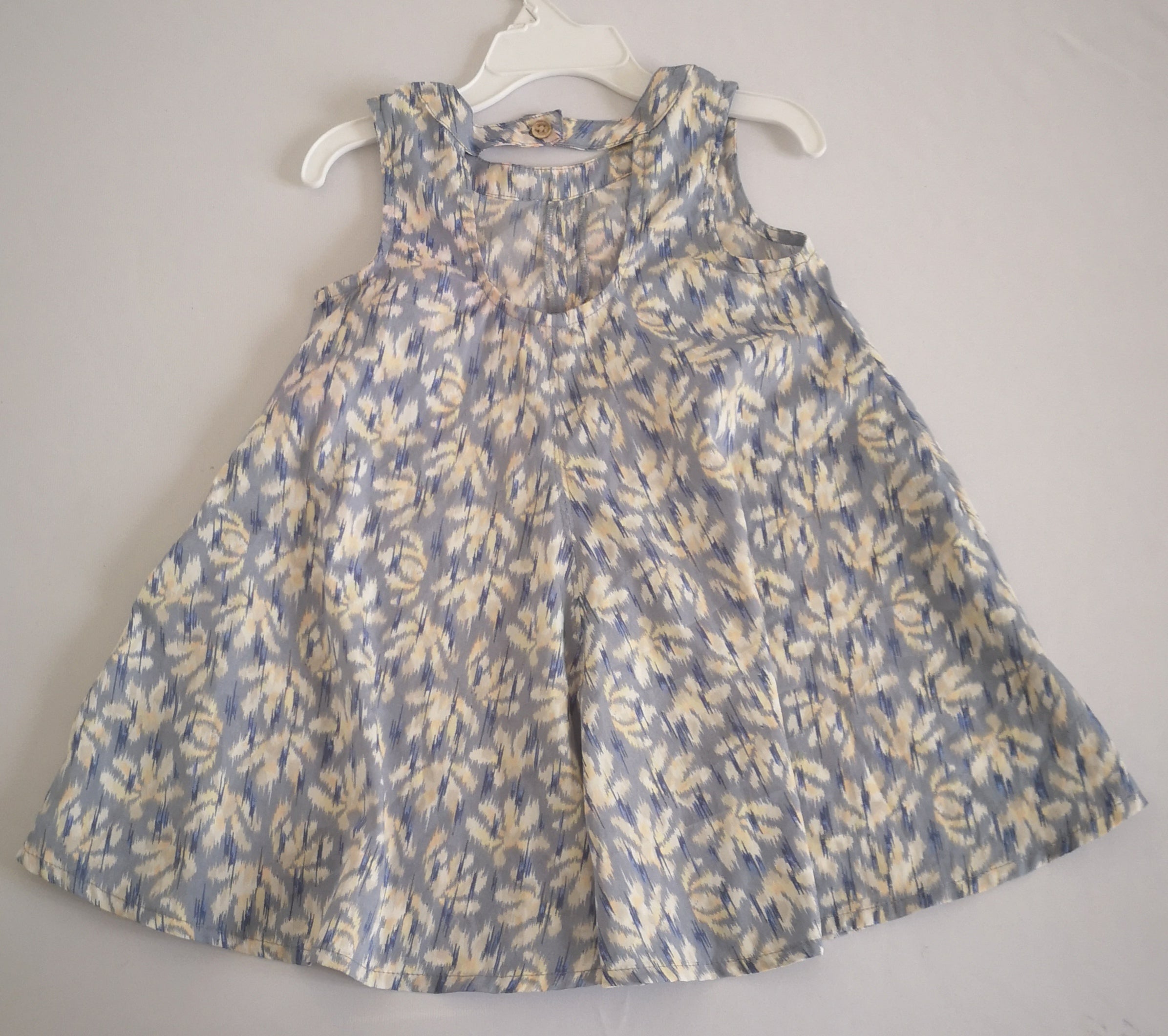 Vestido abierto de atrás