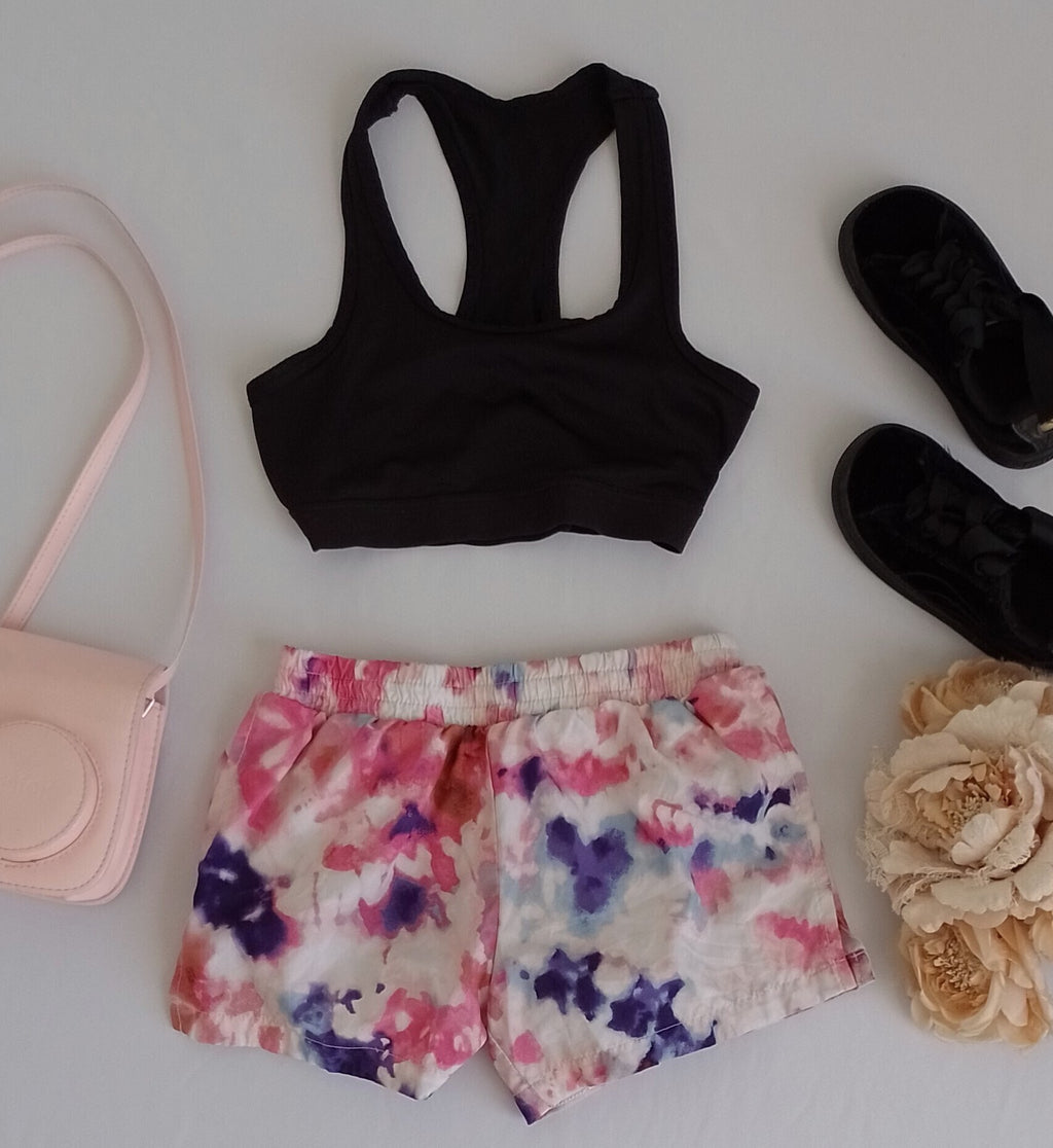 Top y short abierto de los lados