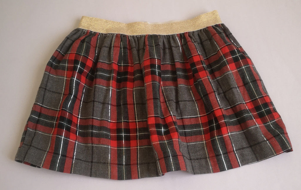 Falda con sueter tejido