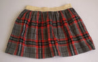 Falda con sueter tejido