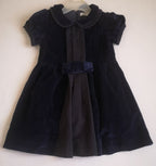Vestido con moña adelante incluye ganchitos