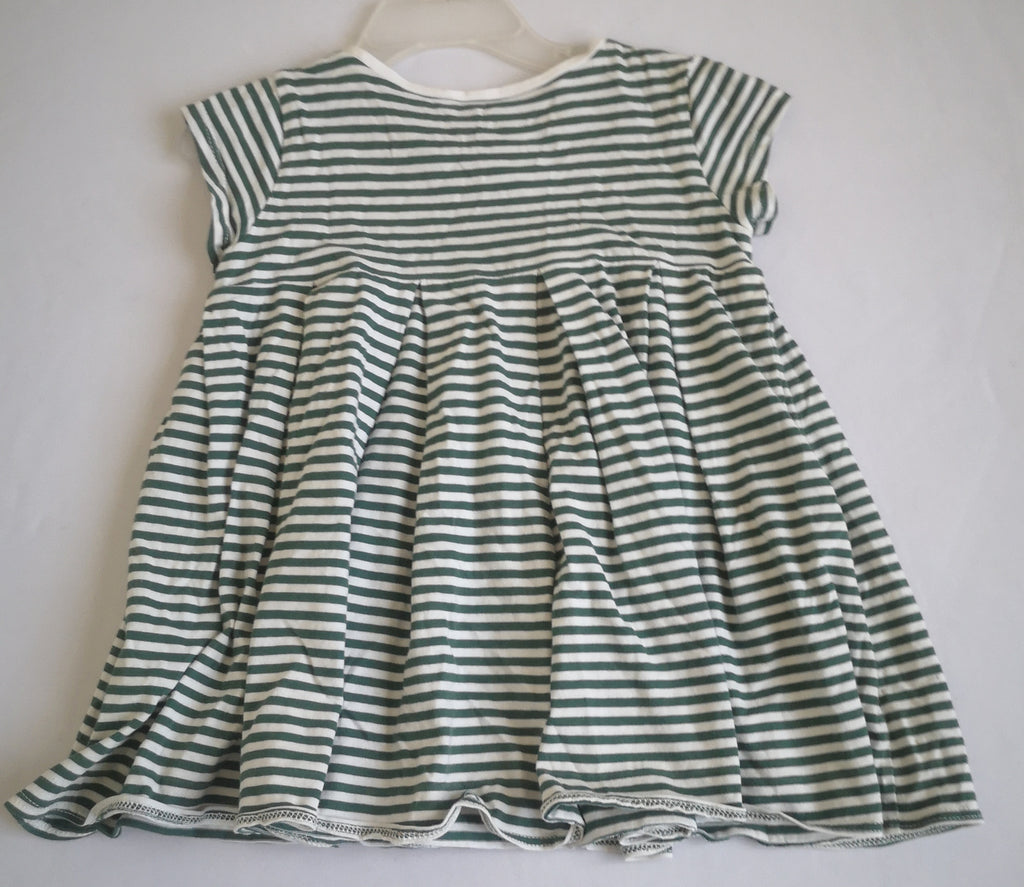 Vestido con bolsas a los lados incluye ganchitos