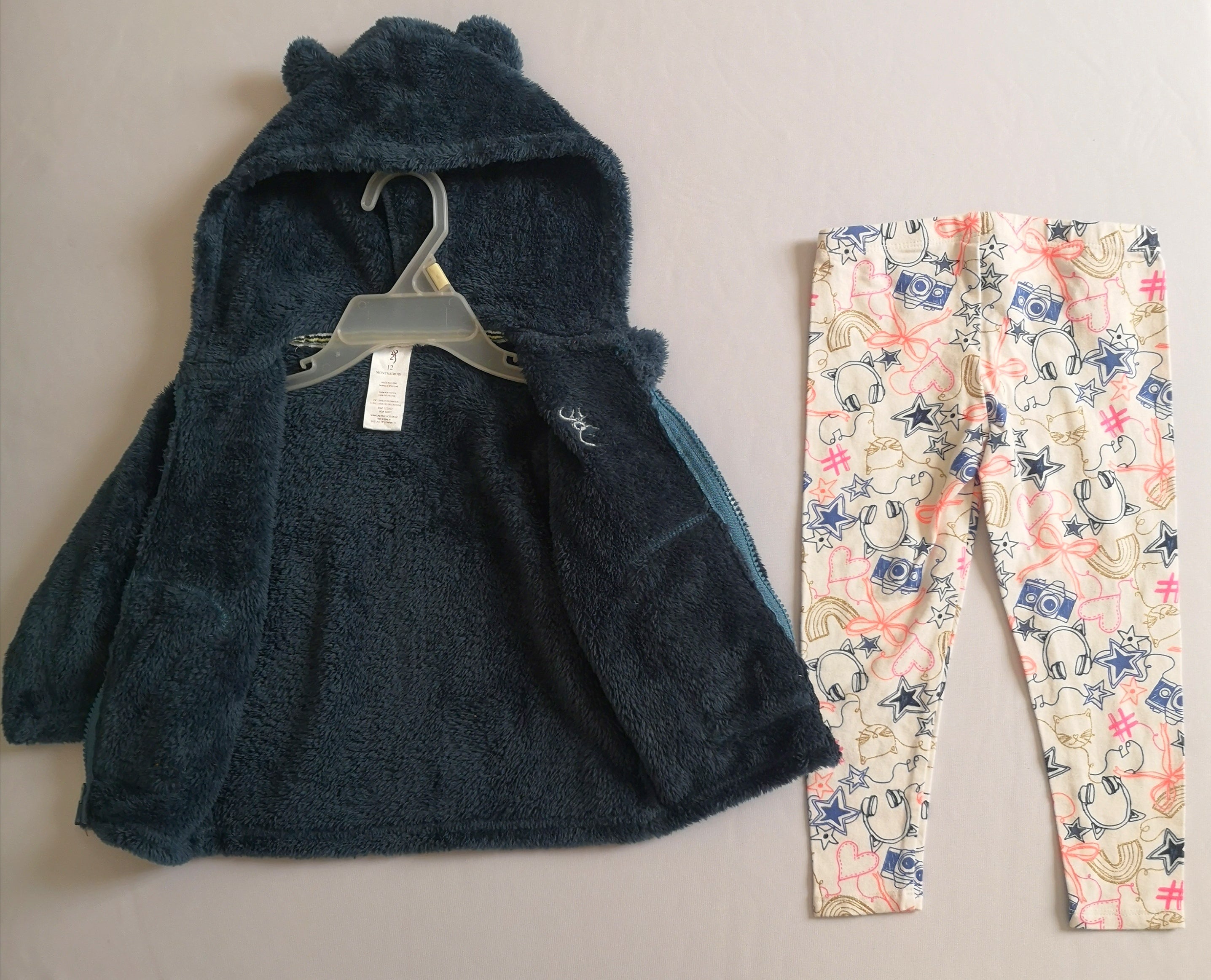 Suéter con gorro y licra