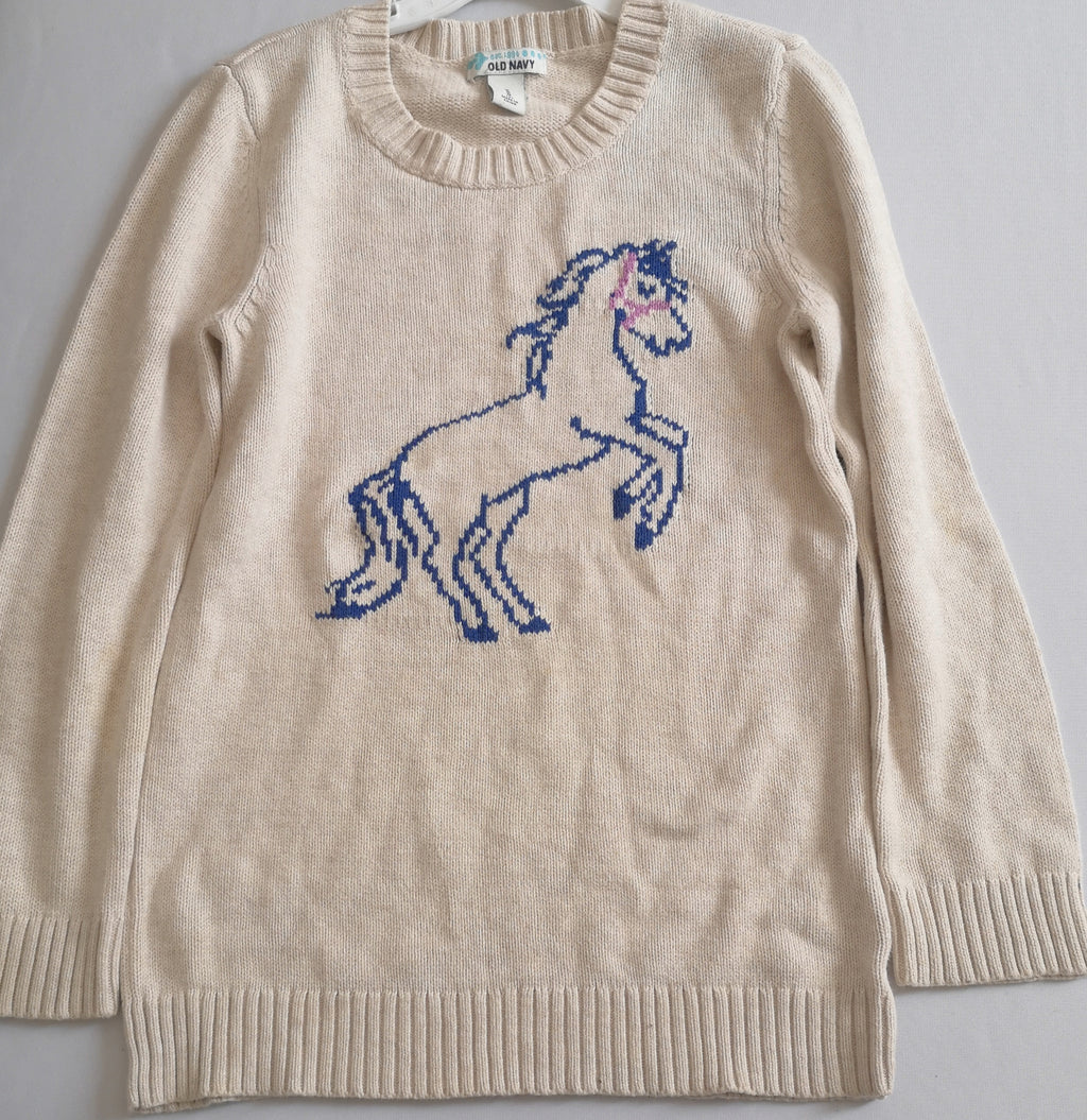 Suéter largo y falda con paletones