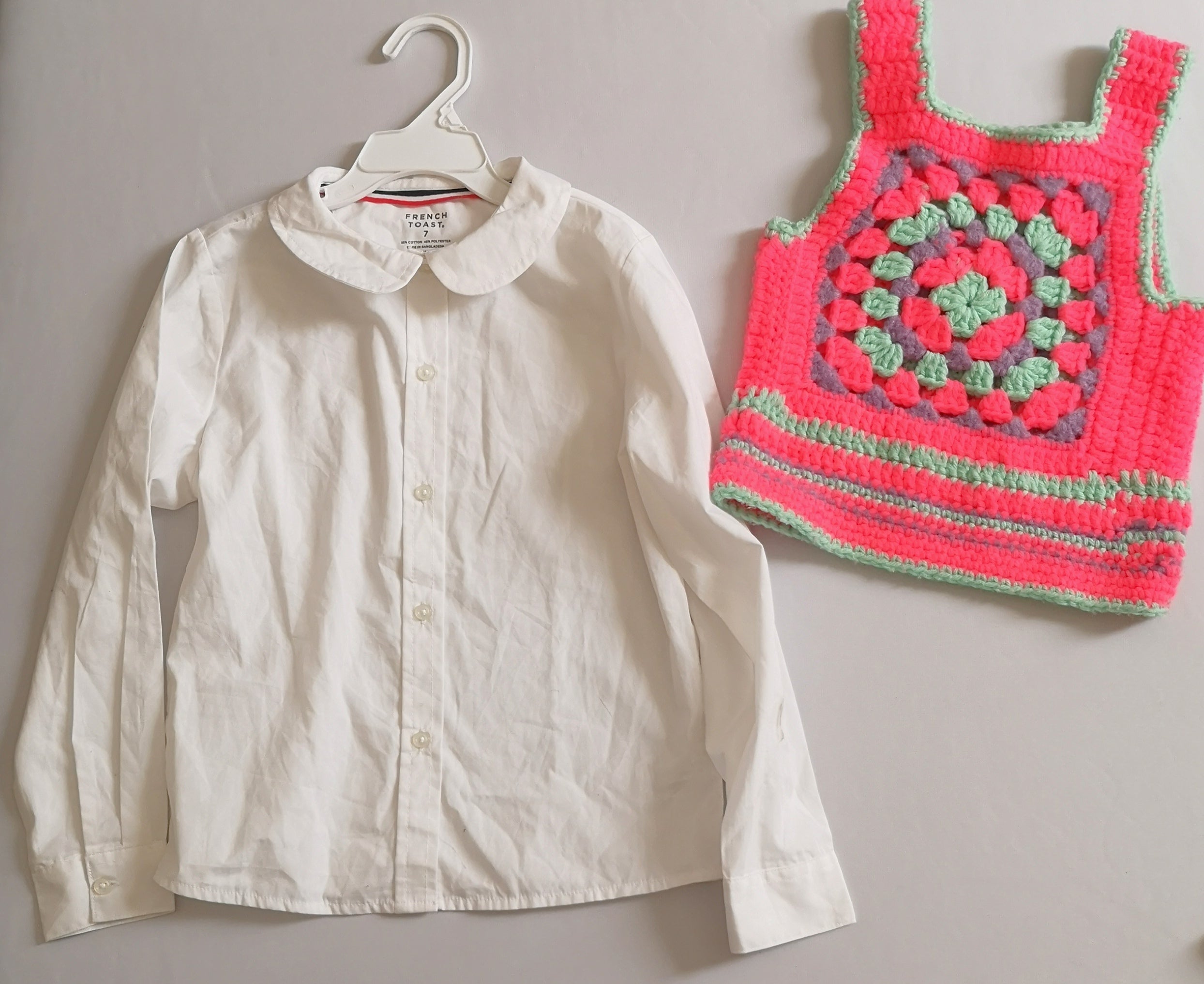 Blusa y chaleco tejido