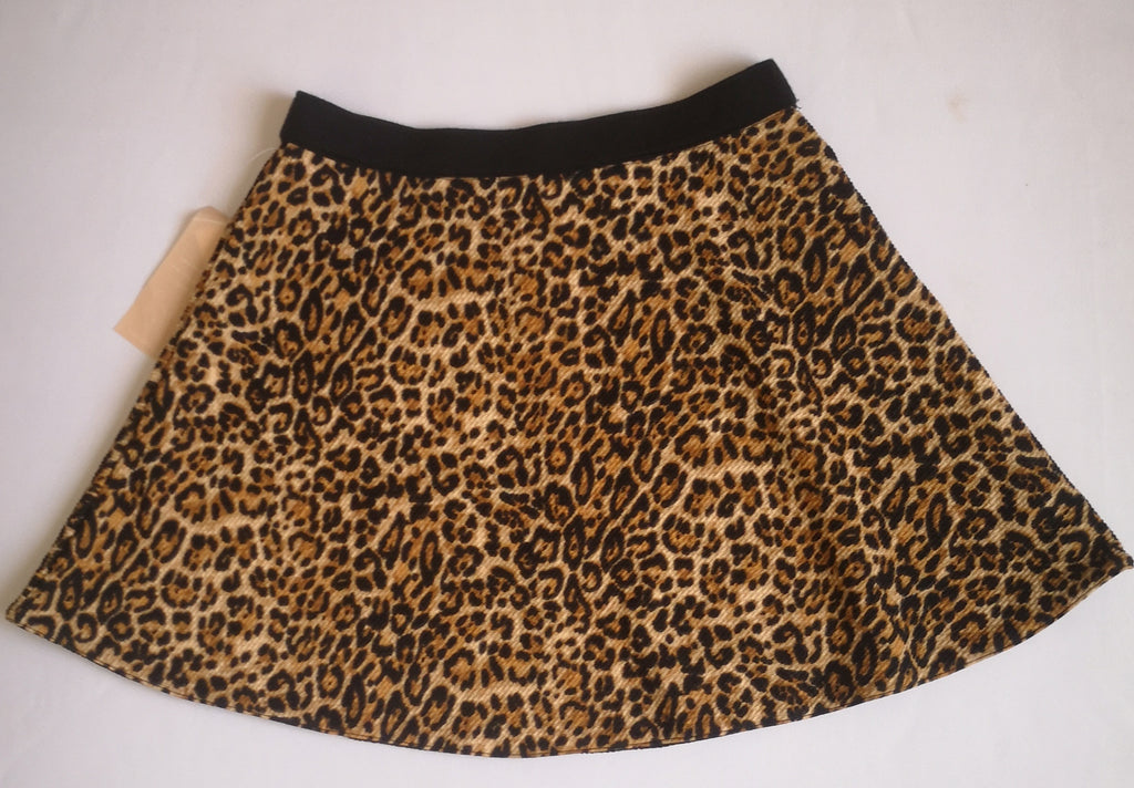Falda nueva reversible con blusa