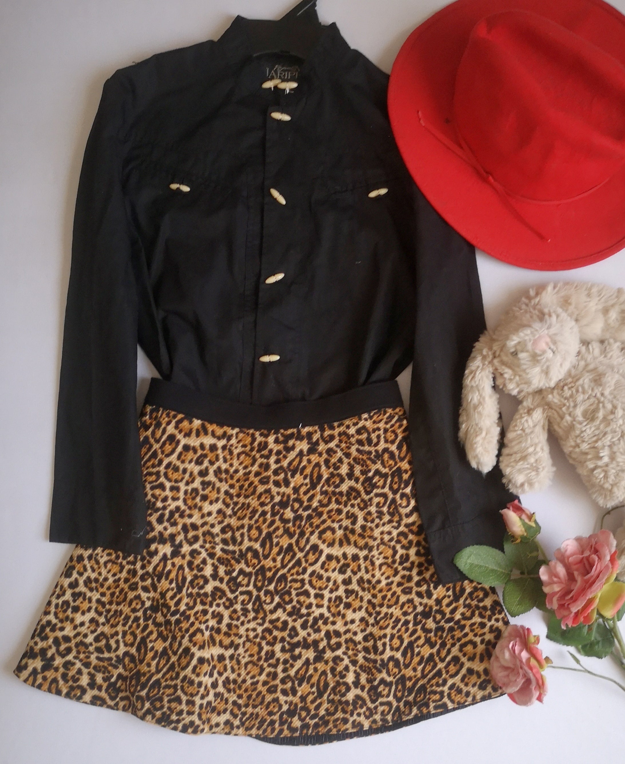 Falda nueva reversible con blusa