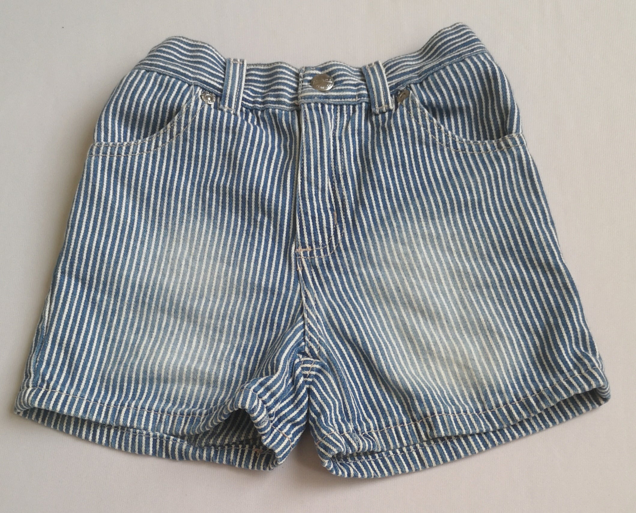Short con blusa de lona suave 3