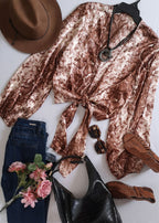 Blusa con nudo
