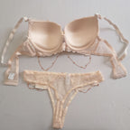 Conjunto de encaje con cadena