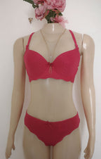 Conjunto con estampado de corazones