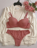 Conjunto con detalles de encaje