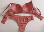 Conjunto con detalles de encaje