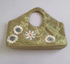 Cartera bordada