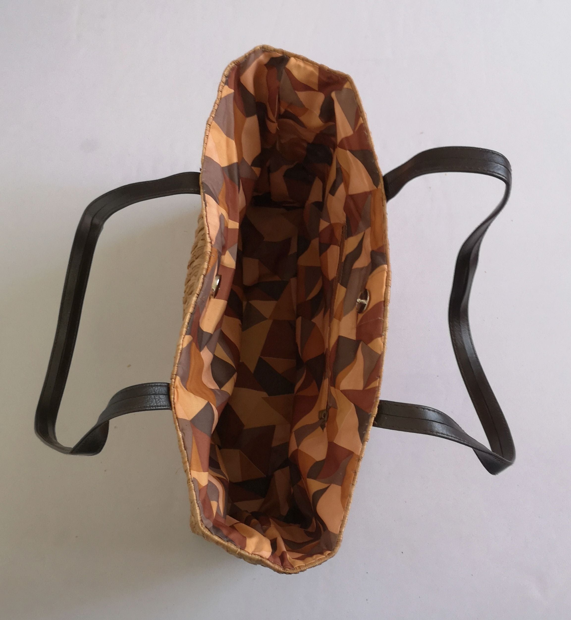 Cartera estilo cuadrado
