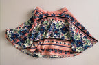 Falda estilo campana y blusa
