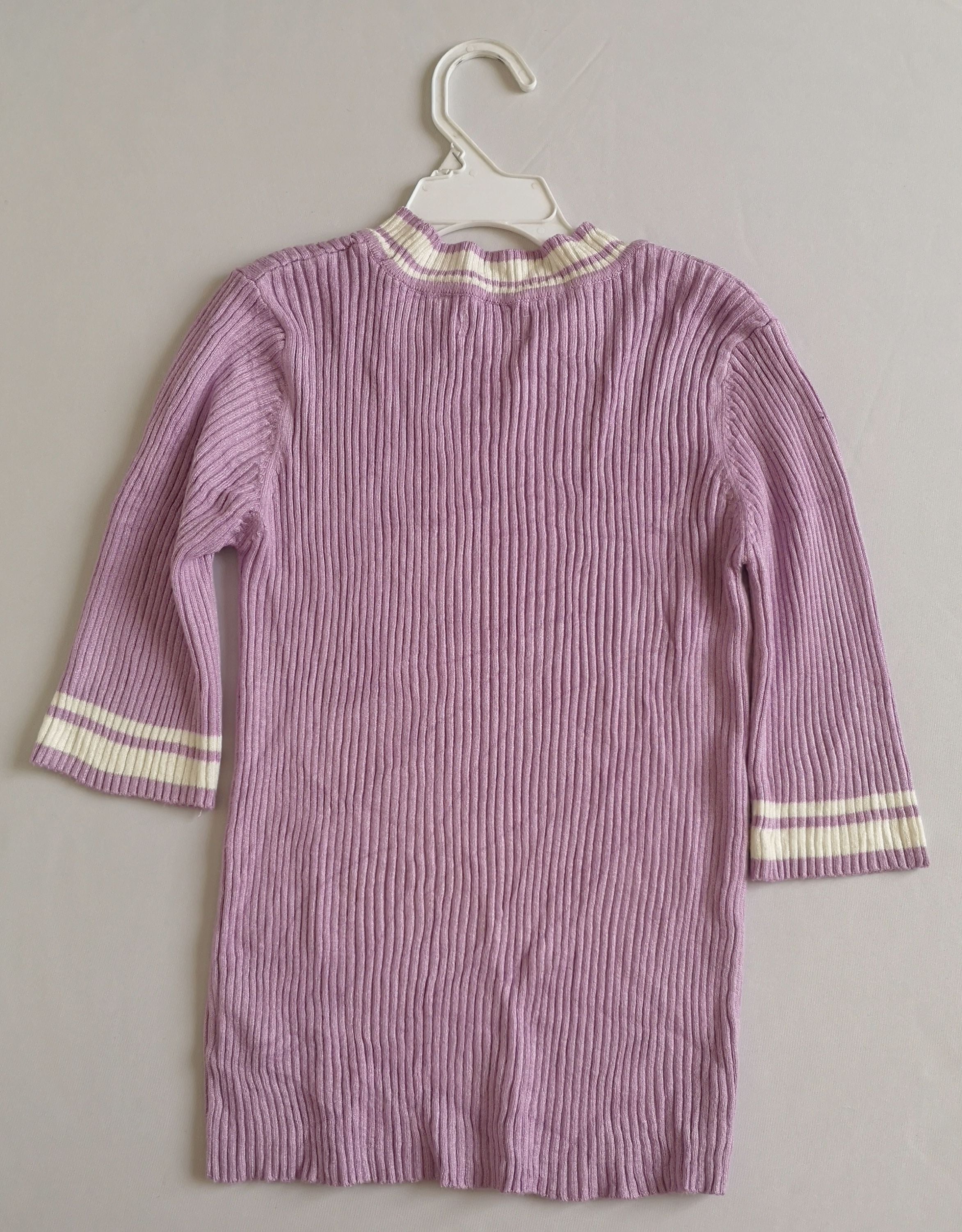 Falda estilo campana y blusa