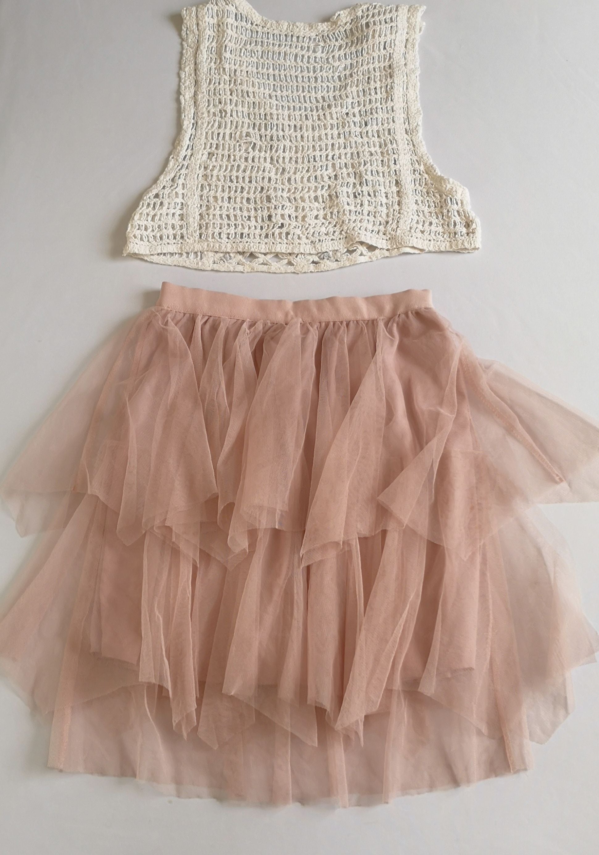 Falda de tull y blusa tipo crochet ❤️