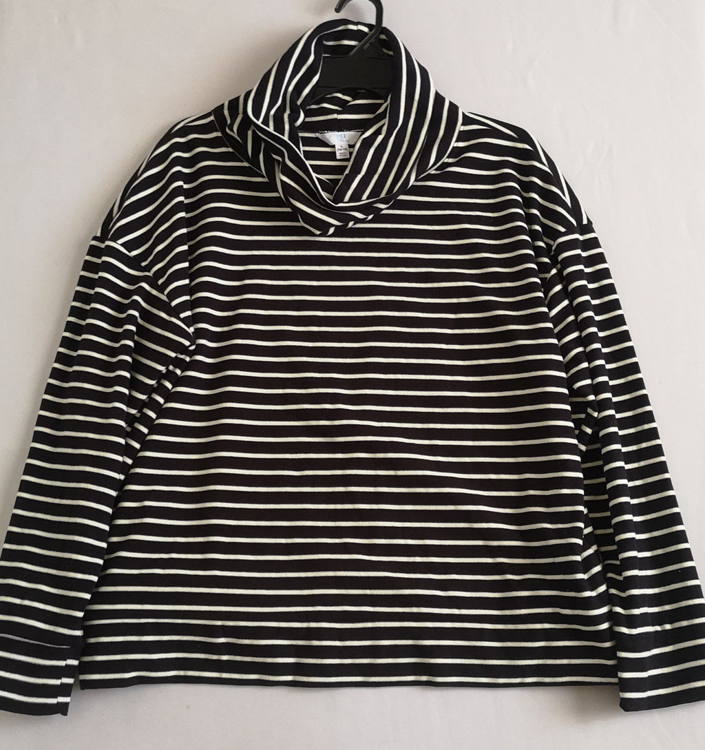 Suéter cuello ancho