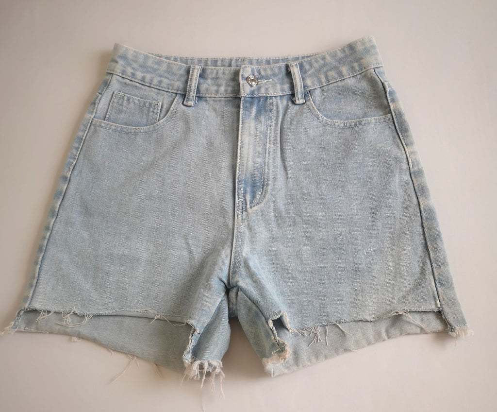 Short y blusa strapless tejida