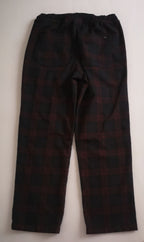 Pantalón tipo jogger y blusa