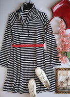 Vestido con bolsas a los lados incluye cincho ⚓