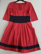 Vestido con bolsas a los lados