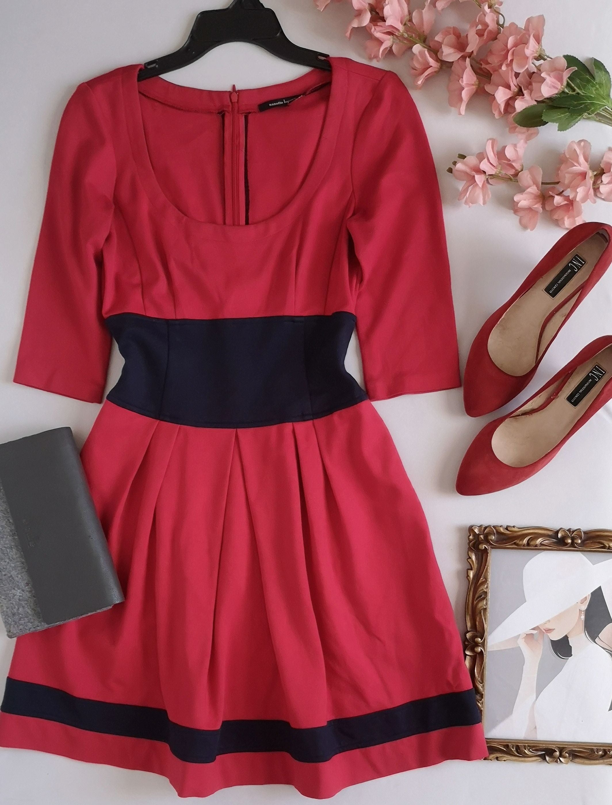 Vestido con bolsas a los lados