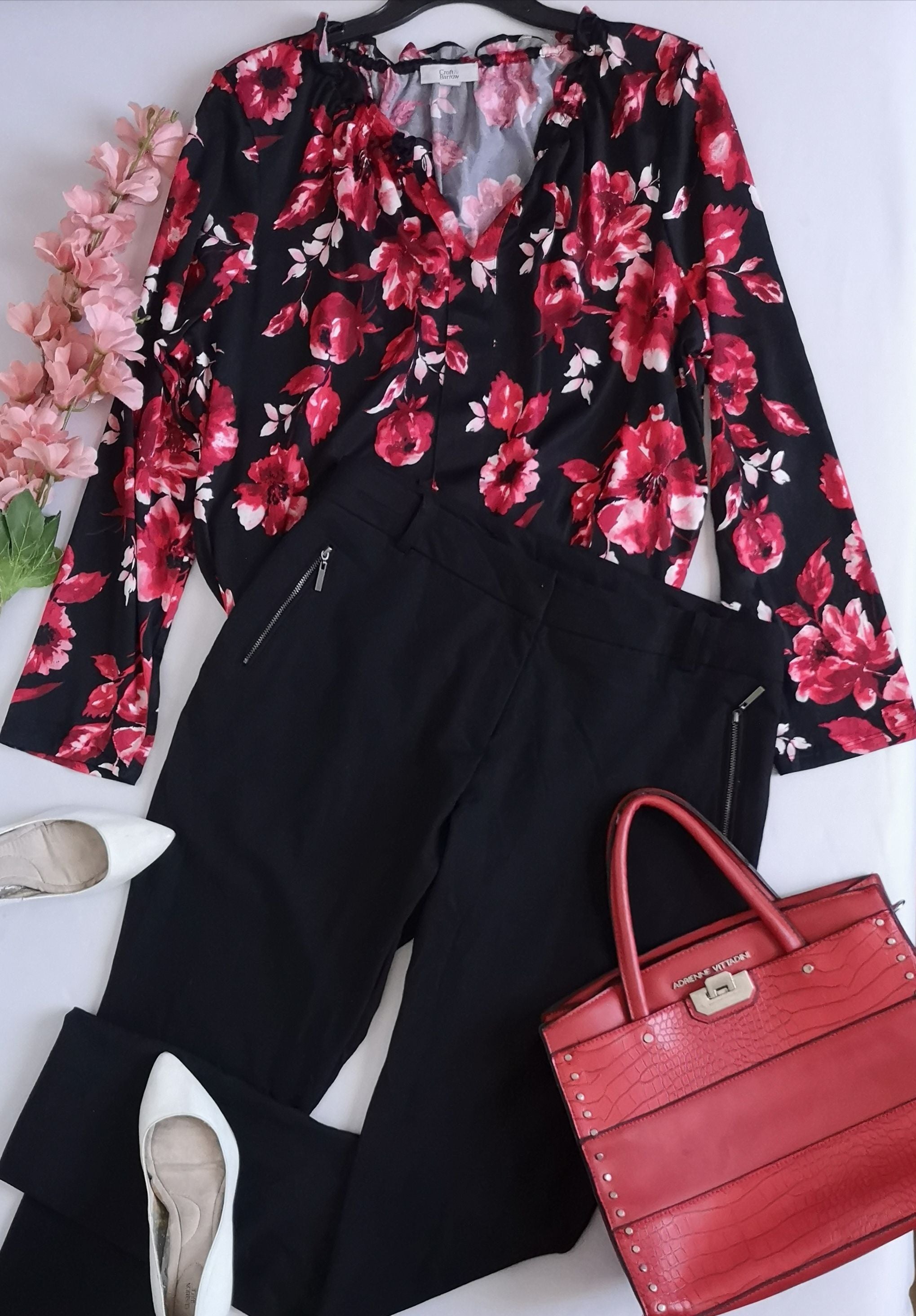 Pantalón con zipper a los lados y blusa ⚓