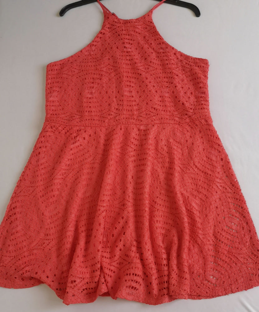 Vestido de encaje con blusa tipo kimono ⚓
