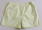Short con bolsas a los lados y blusa