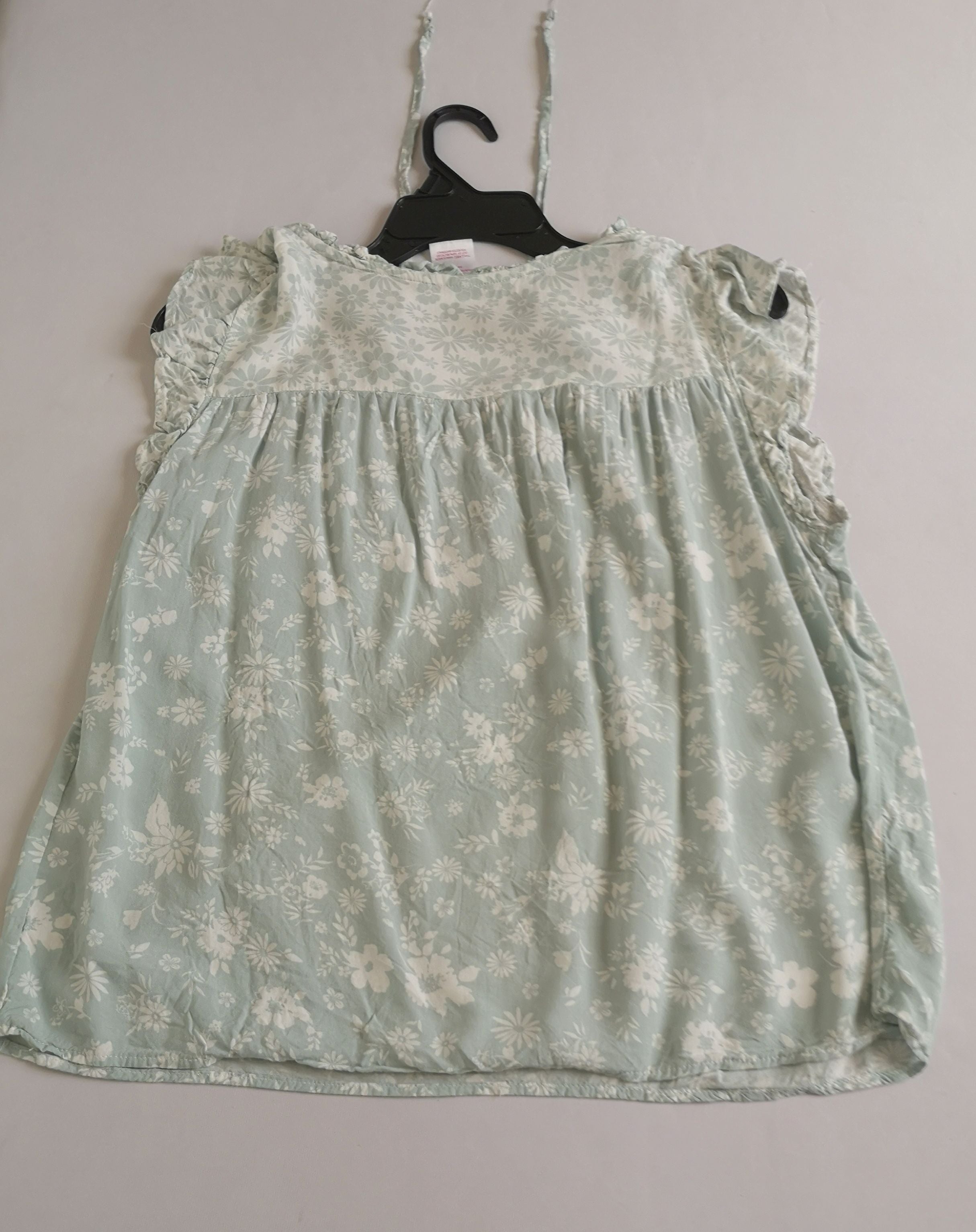 Short con bolsas a los lados y blusa tela suave