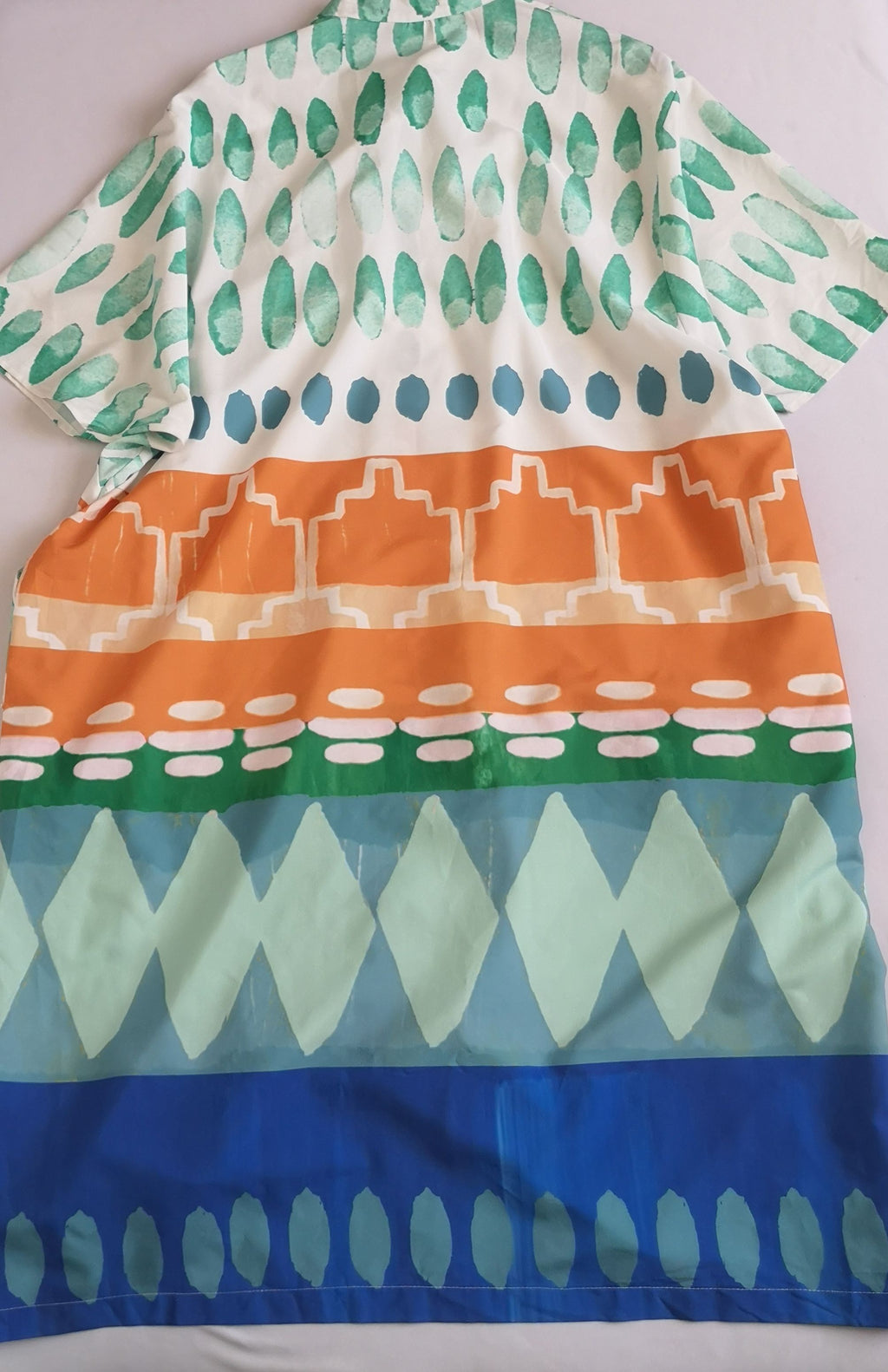 Vestido con bolsas a los lados incluye cincho
