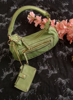Cartera pequeña con monedero