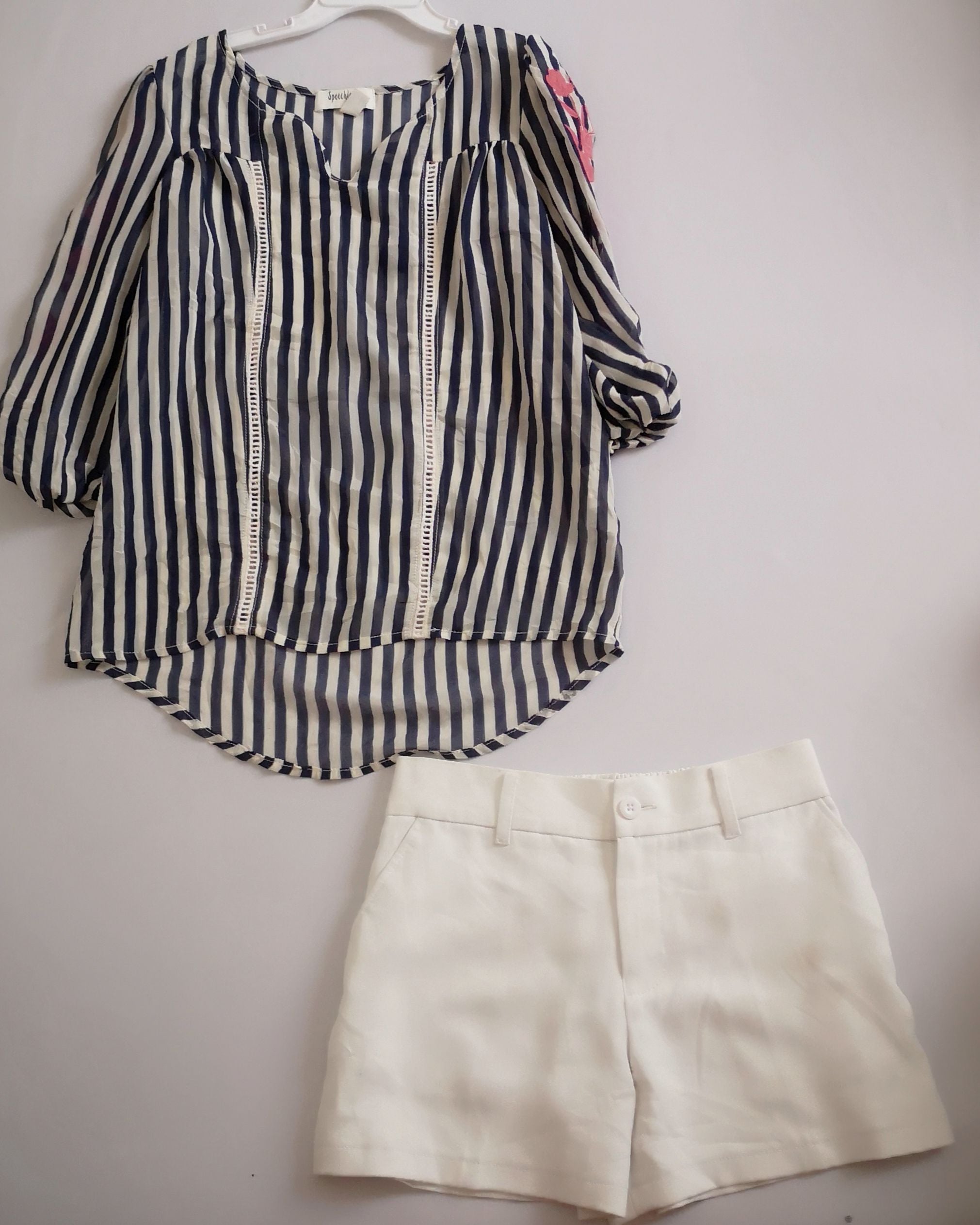 Short con bolsas y blusa bordada ❤️