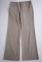 Pantalón corte recto y blusa manga larga