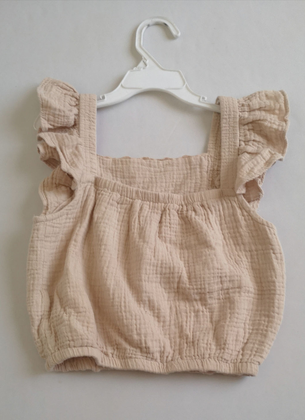 Blusa con elastico abajo incluye ganchitos