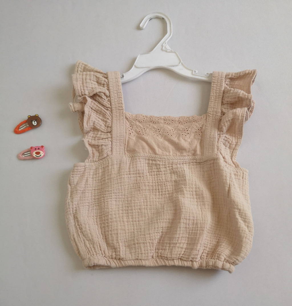 Blusa con elastico abajo incluye ganchitos