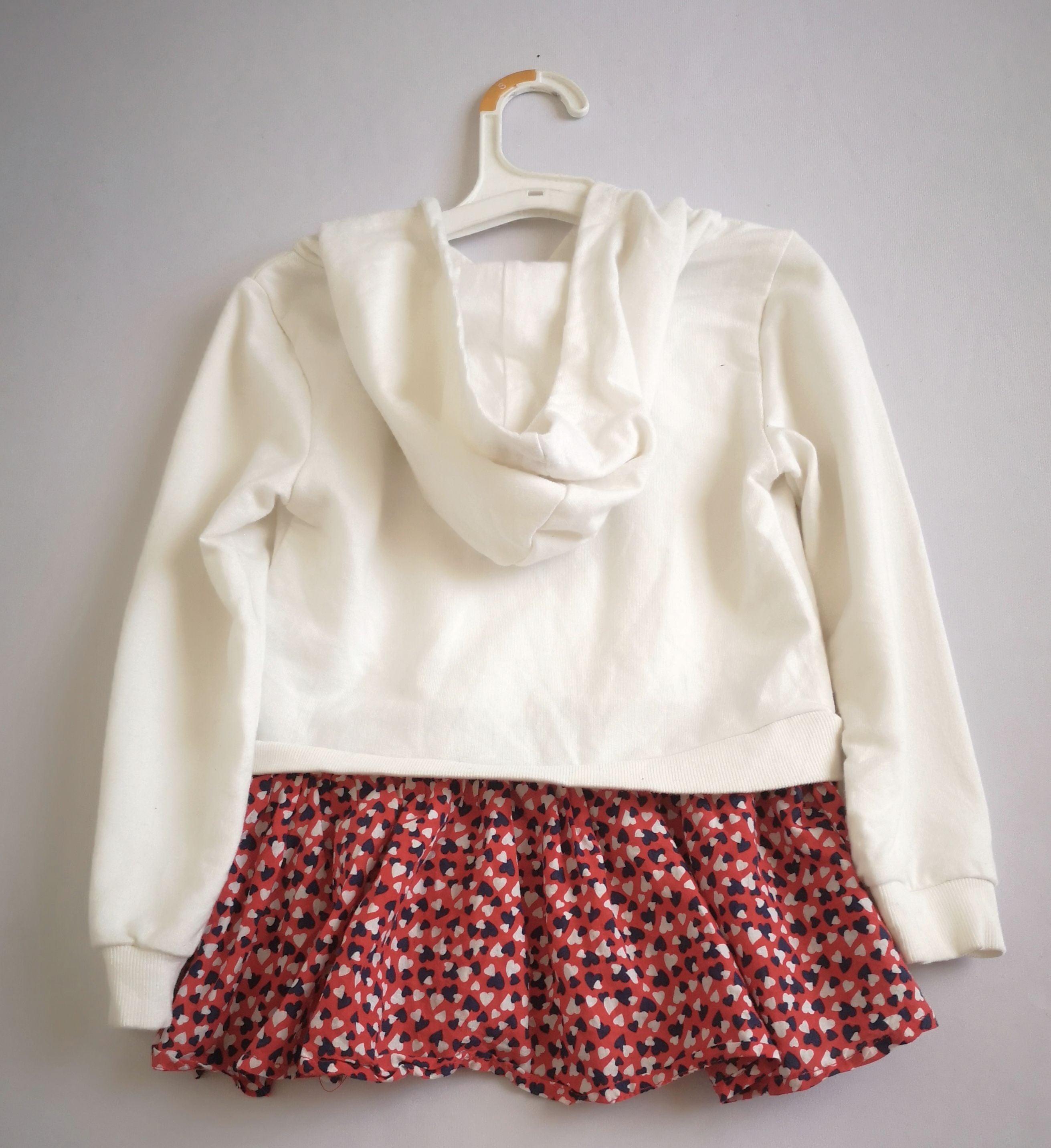 Vestido Tommy Hilfiger con gorro ❤️