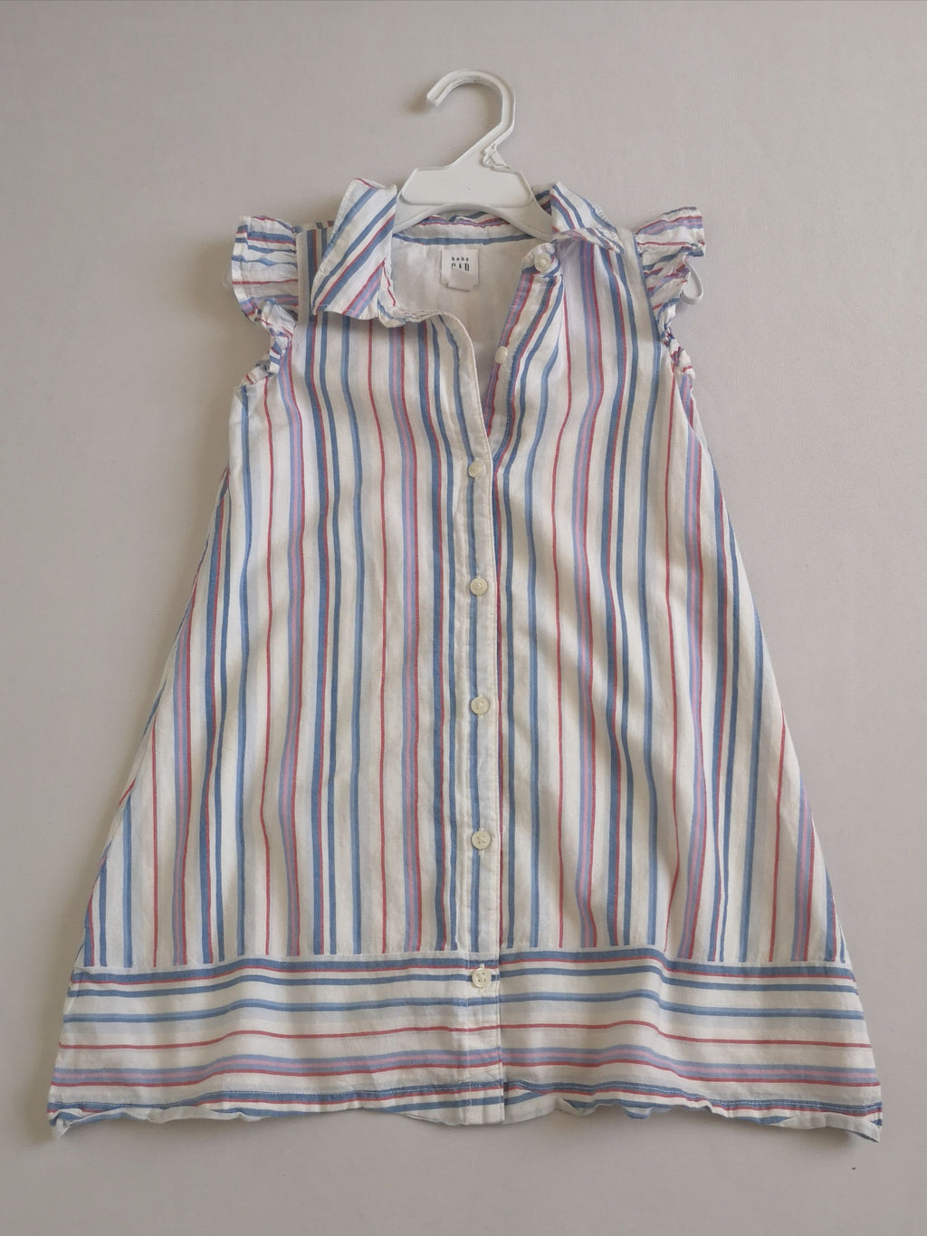 Vestido con botones