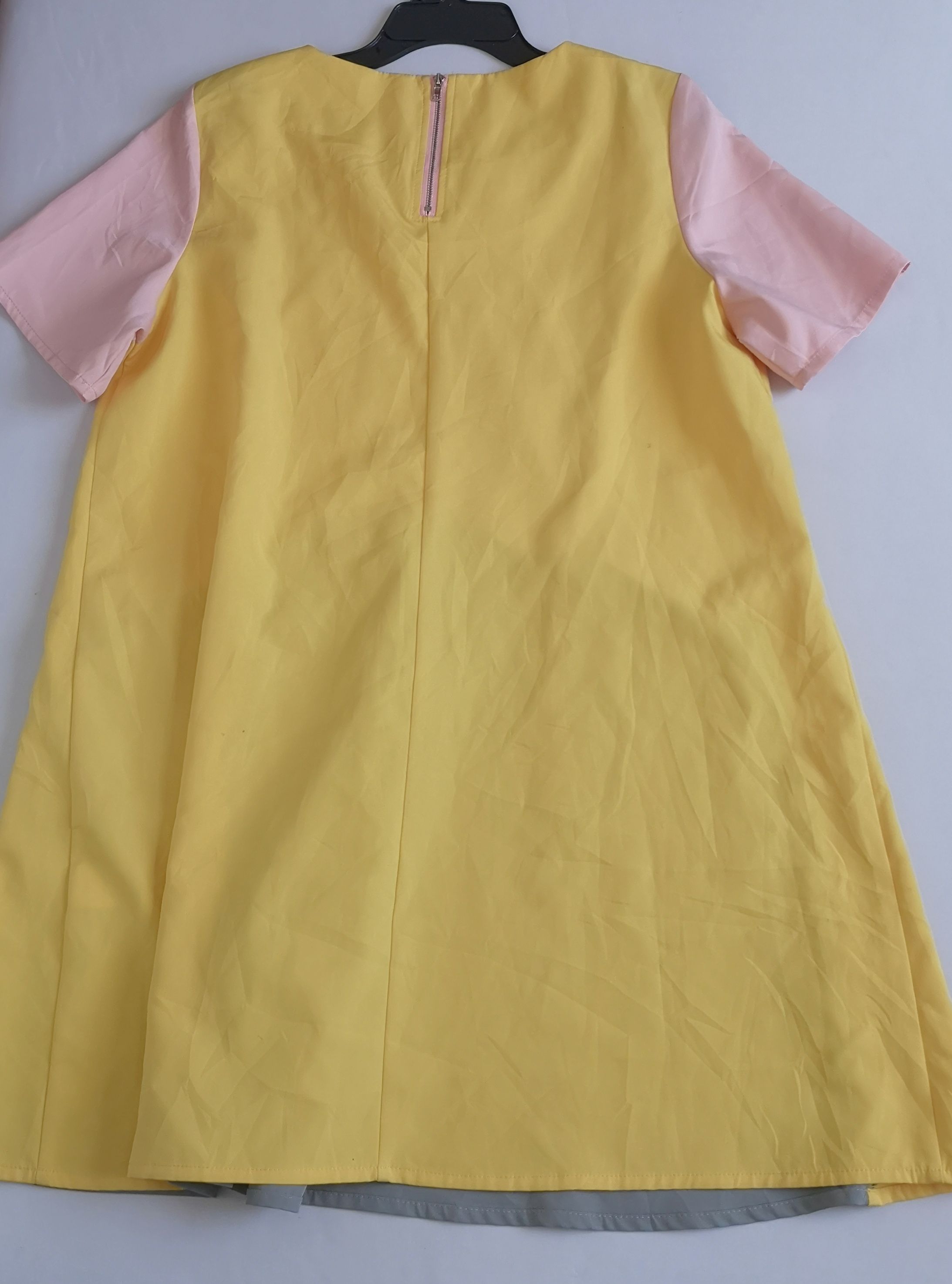 Vestido con bolsas adelante incluye cincho ❤️