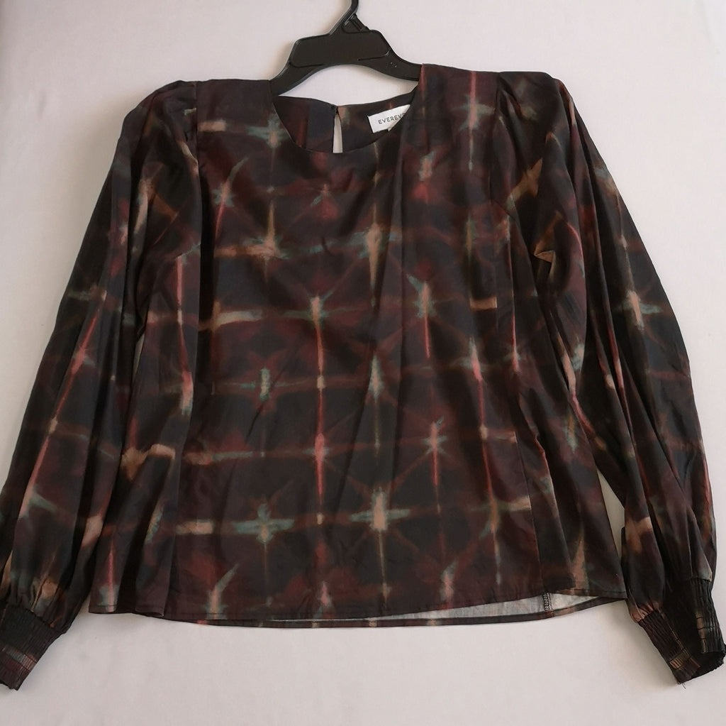 Blusa mangas bombachas y falda tipo globo