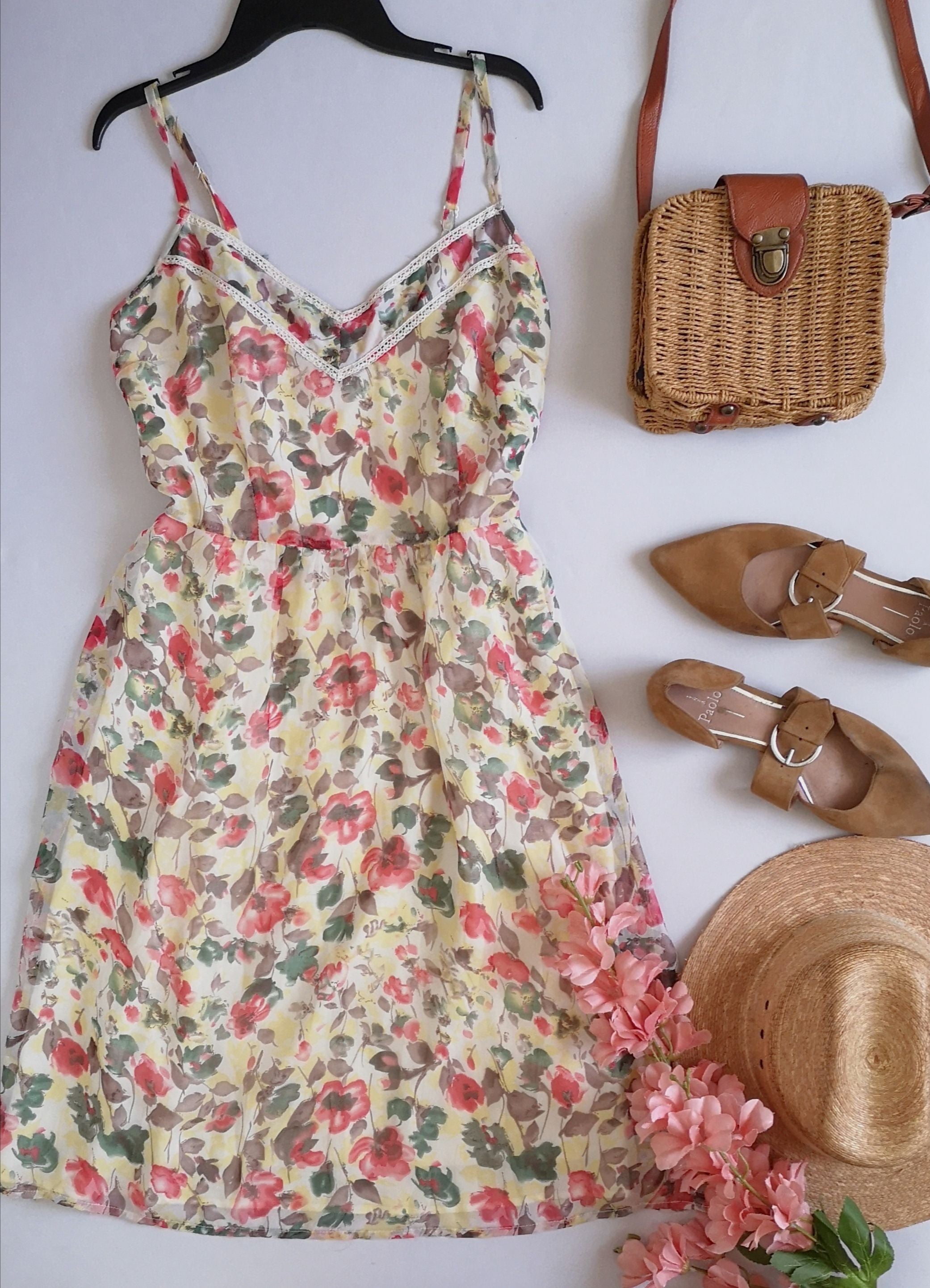Vestido de tirantes ⚓