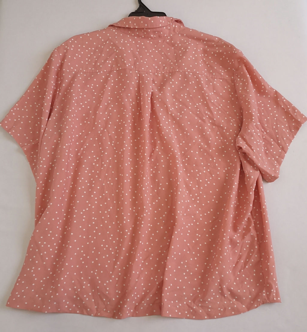 Blusa con bolsas adelante y pantalón ancho de abajo ⚓