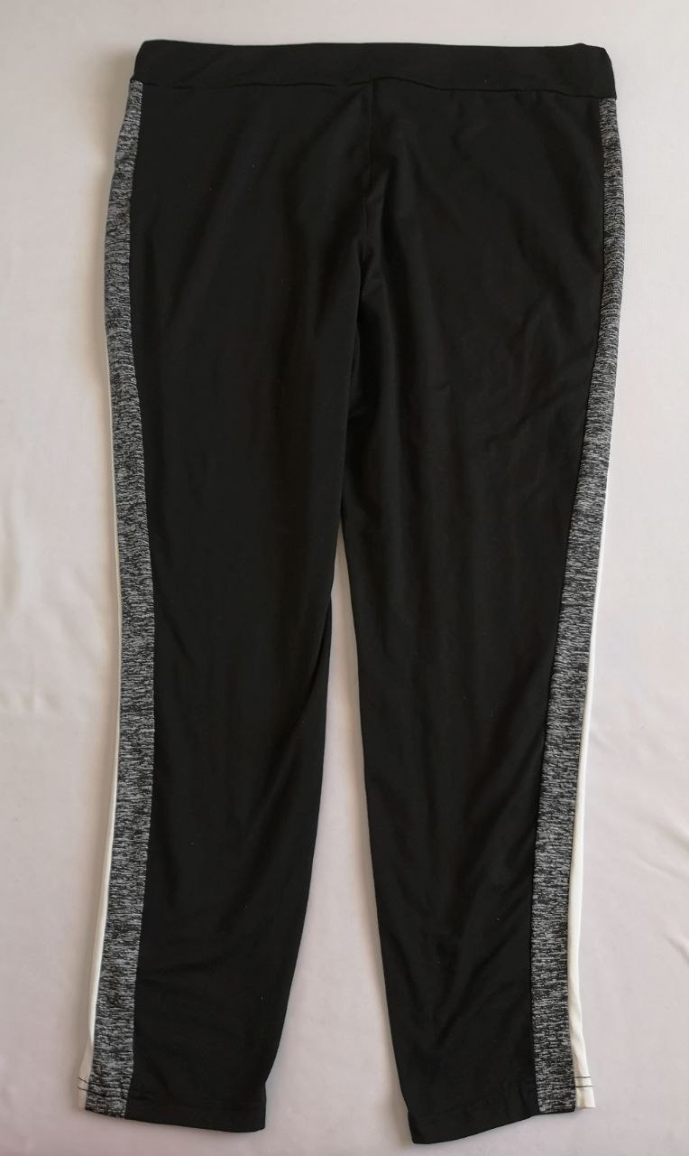 Sudadero con pantalón licra