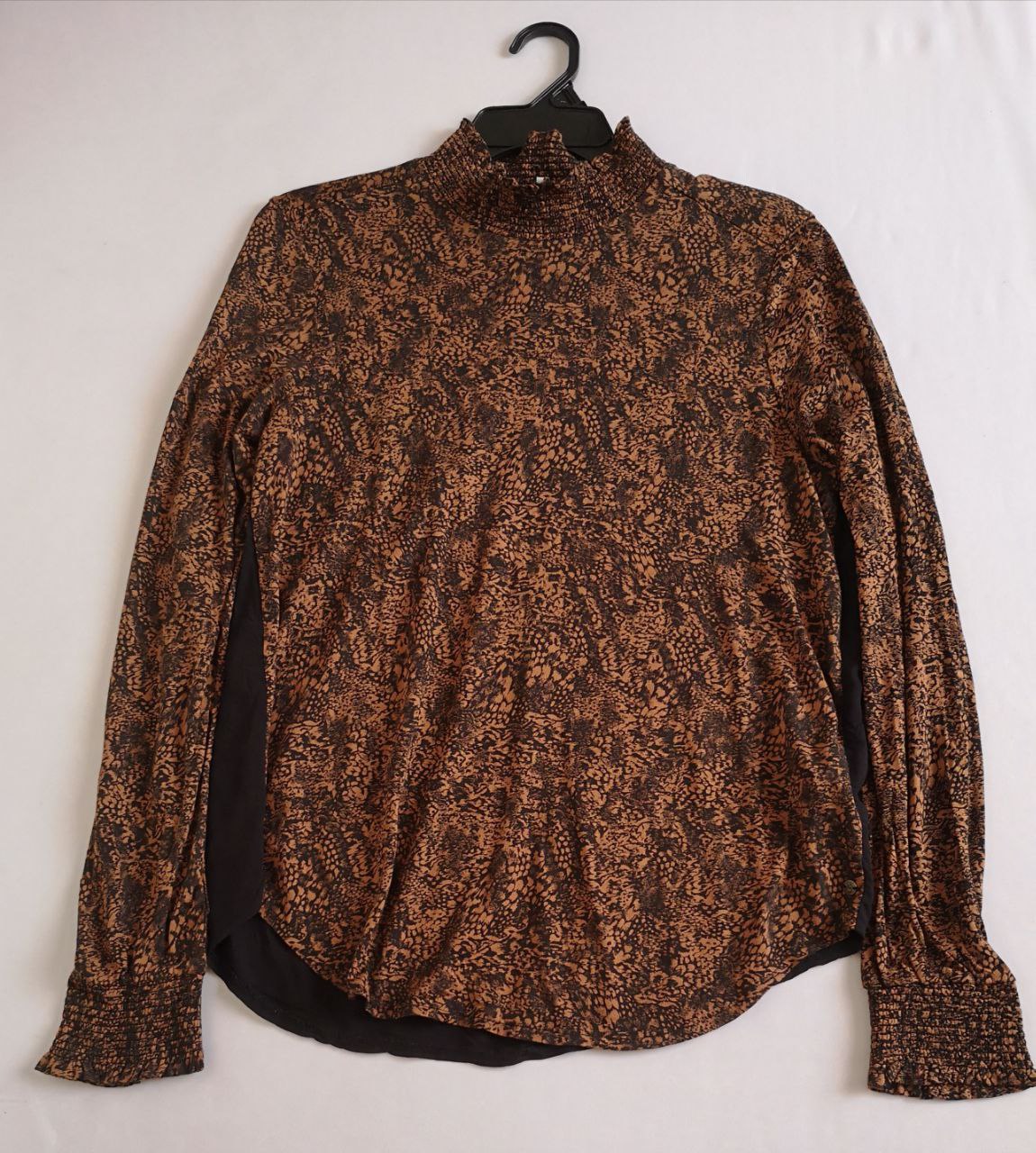 Pantalón bombacho con blusa tela suave