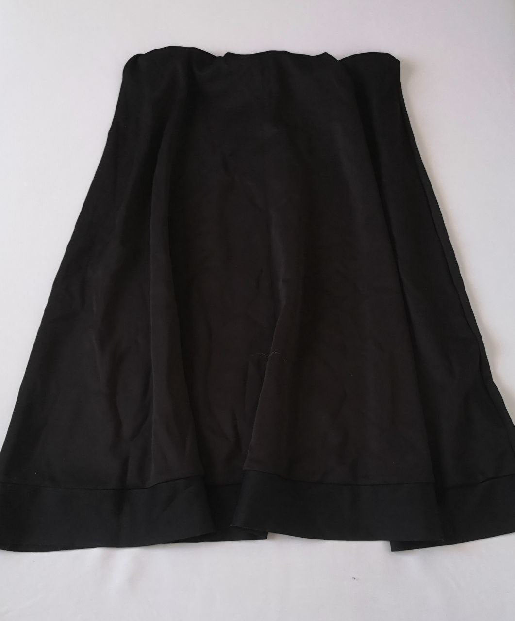 Falda midi con blusa manga larga ⚓