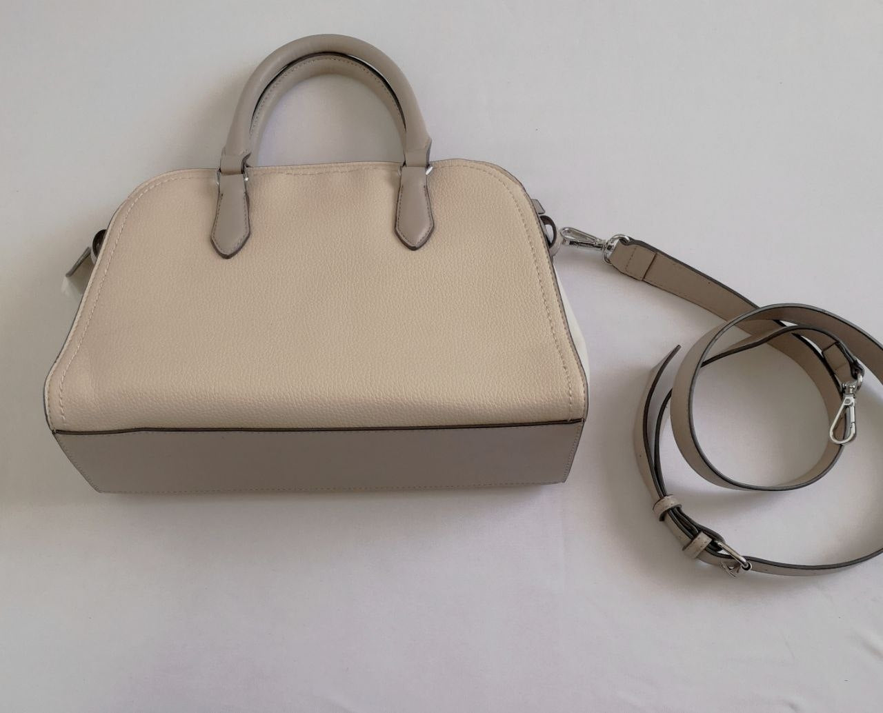 Cartera nine west