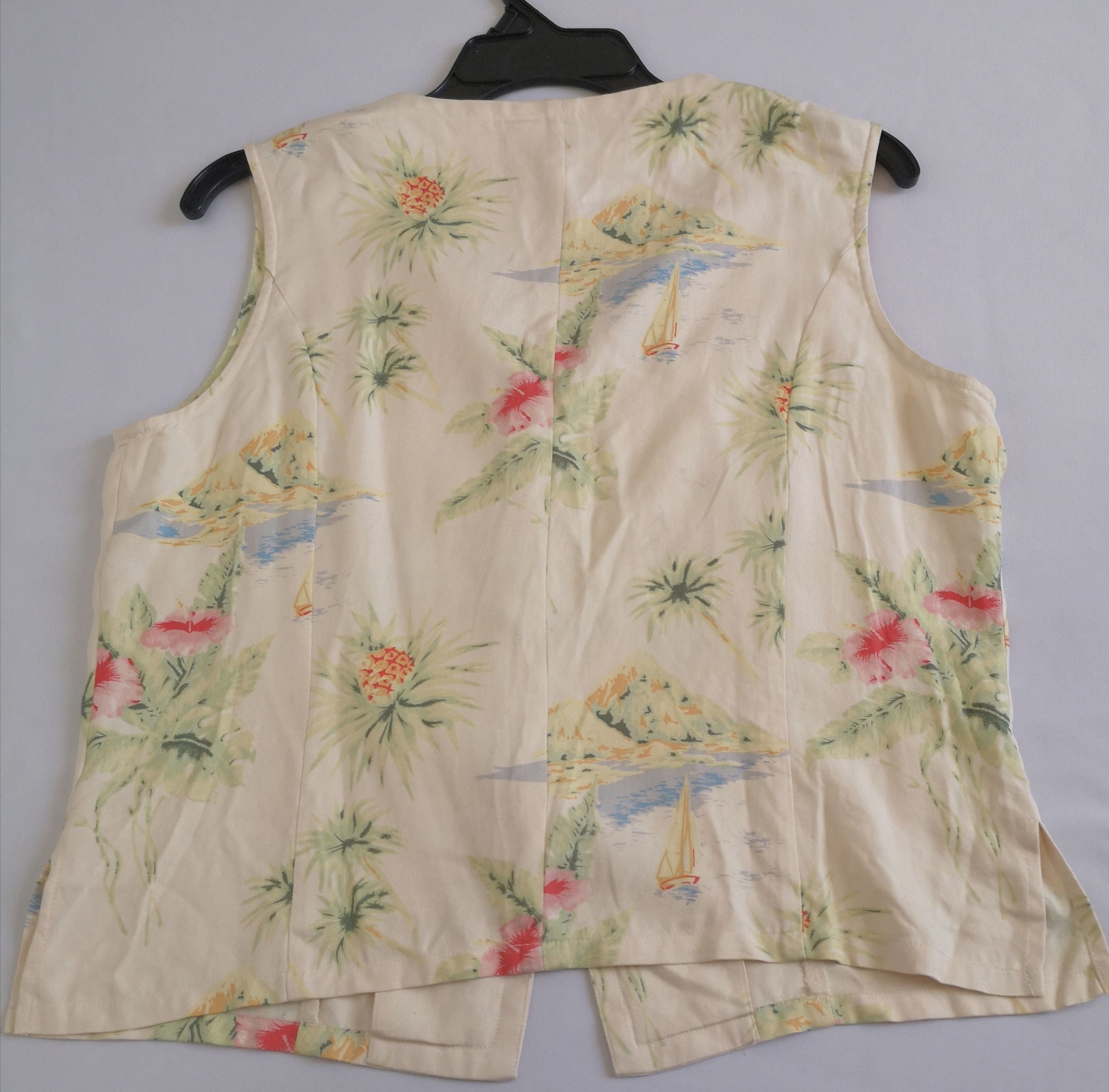 Blusa con botones y short