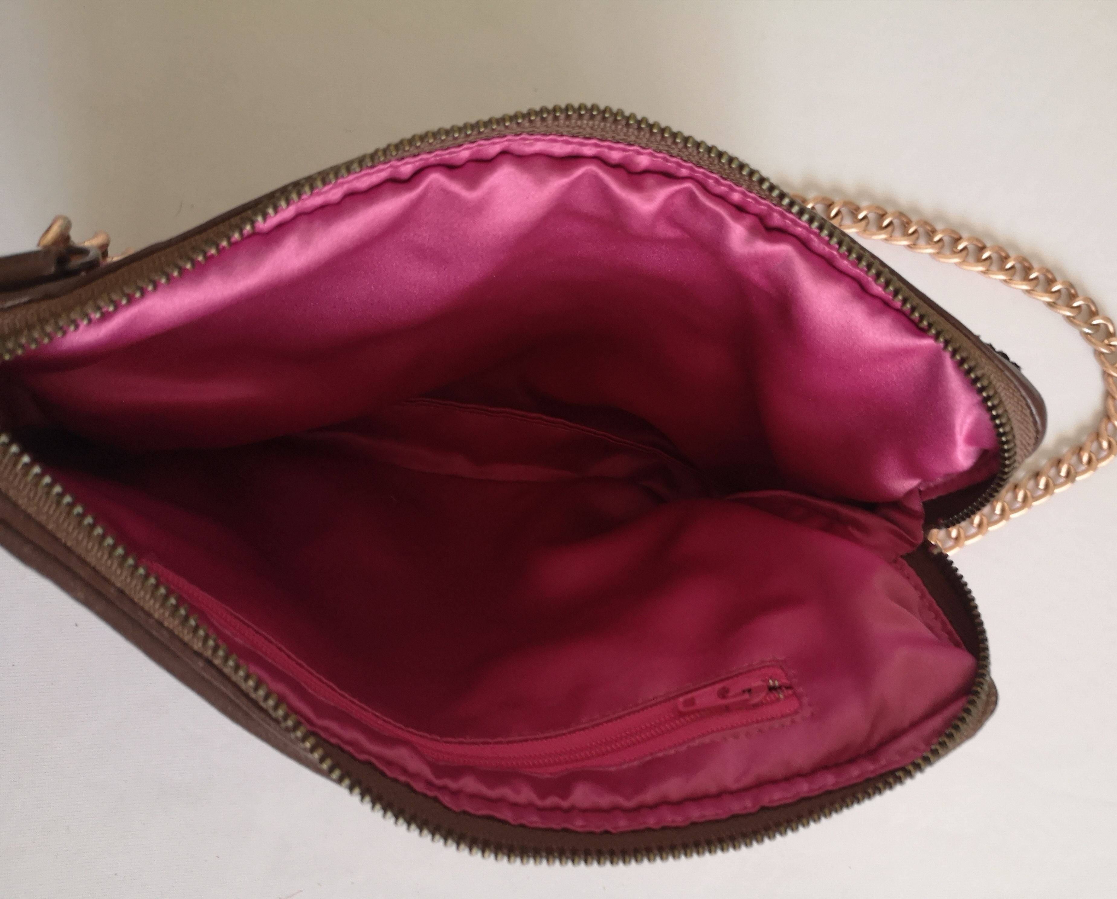 Cartera estilo cuadrado